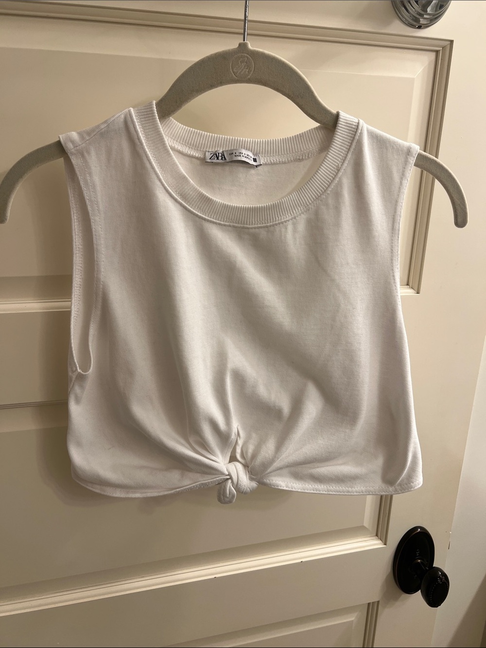 Zara White Sleeveless Knot-Front Crop Tank